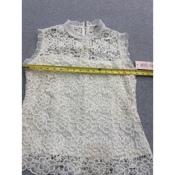 Nanette Nanette Lepore Lace Top – Canola Cream – NWT - Size Medium - Picture 5 of 11